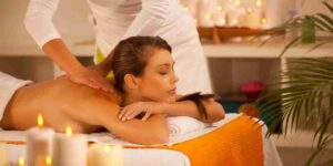 massaggio rilassante in un centro estetico
