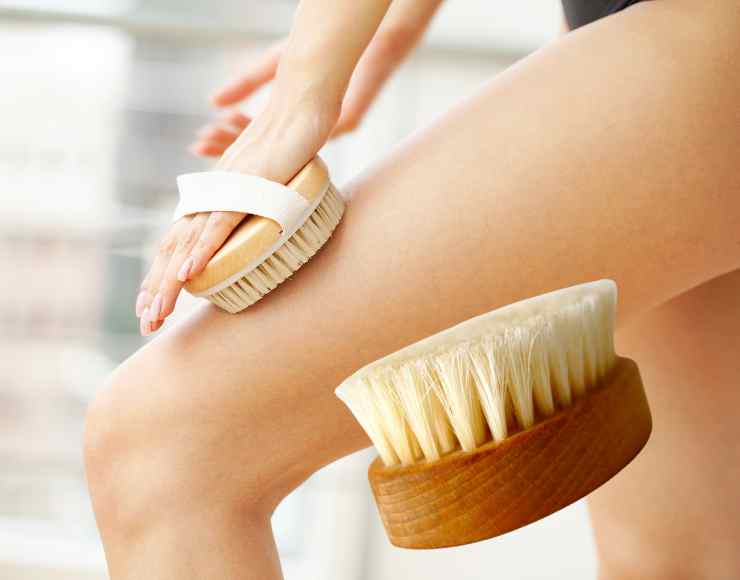 dry brush cellulite